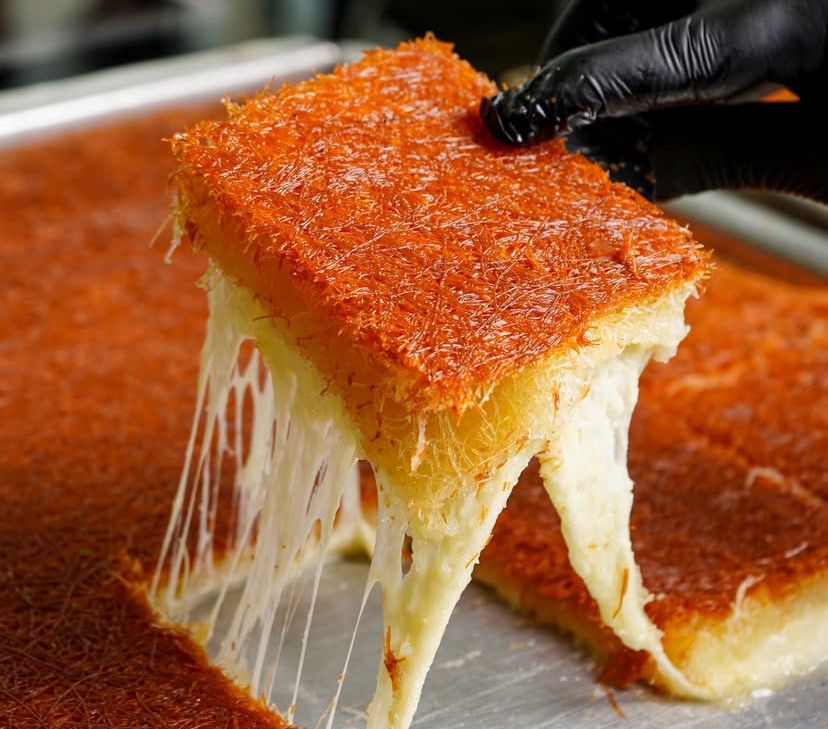Plate Kunafa